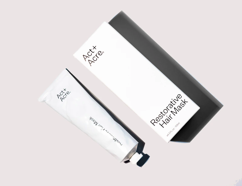 Hair repair mask in luxury jar